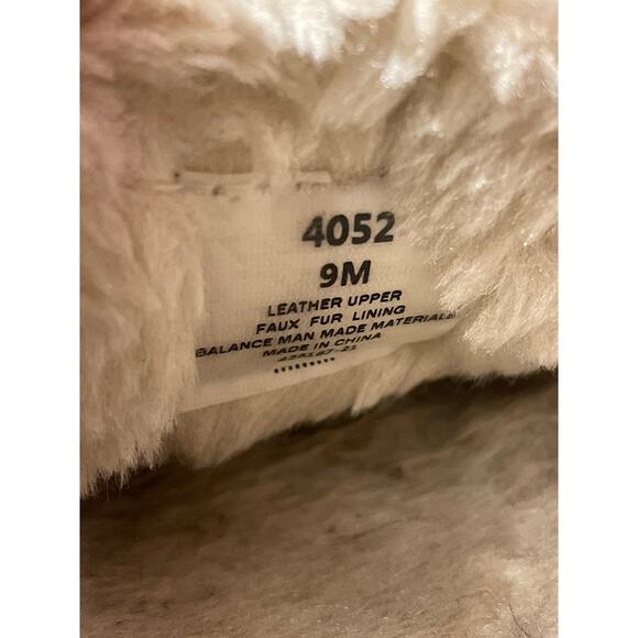 Minnetonka Moccasins Size 9 Suede Faux‎ Fur Lined Rubber Soles Slippers - Picture 8 of 9